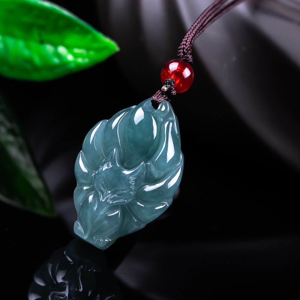 Vintage Necklace - 천연 버마산 경옥 여우 펜던트 목걸이