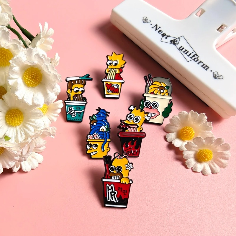 6pcs 세트 심슨 가족 귀여운 재미있는 배지 할로윈  - Vintage Item 리뷰 및 가격